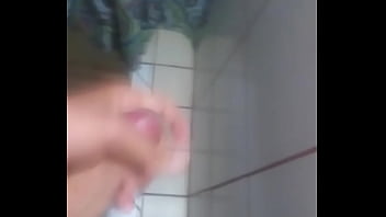Enseñándole A Mi Amiga Lo Qué Se Va A Comer