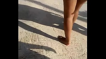 Morena Rabuda Com Biquini Socado