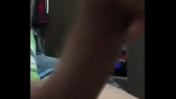 Playero Se La Jala Y Le Salen Mecos