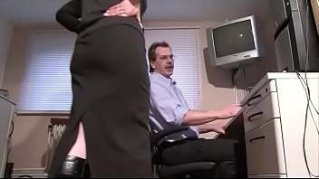 Hausfrau Belohnt Ihren Mann Mit Blowjob