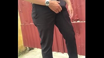 Thanh ni_n thủ d_m đi_n cuồng