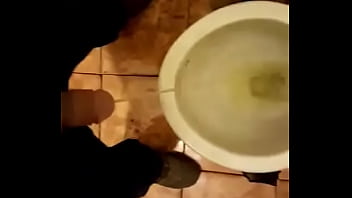 Mi Amante Orinando... Mi Nueva Obsesión, Ver Orinar Parte 2