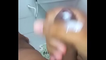 De 18 Anos Gozando Na Punheta