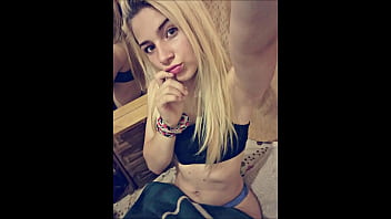 Rubia Argentina En Tanga