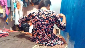 Chica Travesti, Sumisa, Femenina