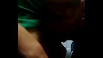 Marte Chupando Pau No Banheirao