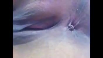 Morena Mostrando A Racha