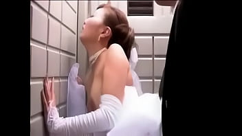 Mulher De Corno Fodendo Na Festa Do Seu Casamento