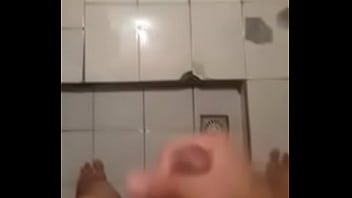 Una Paja Antes De Ducharme