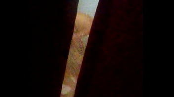 Espiando Ala Vecina Al Bañarse