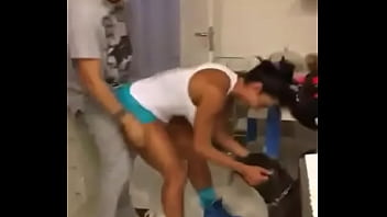 Gostosa Rebolando No Pau Do Cara