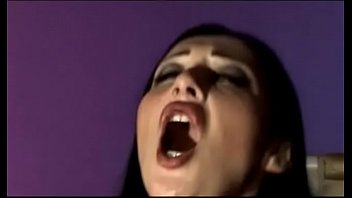 Laura Perego: Complete Anal Service!