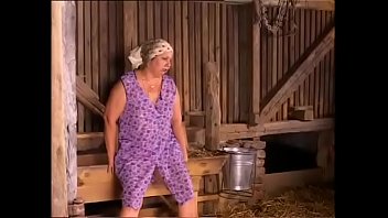 Sexy And Hot Chubby Women Legs Wide Open Vol. 14