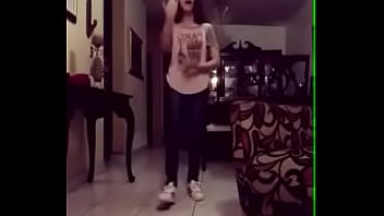 Harumi Fd L. Bailando Sensualmente 7w7r (___tienes Que Ver Este Video!!!)