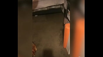 Safada Transando No Banho