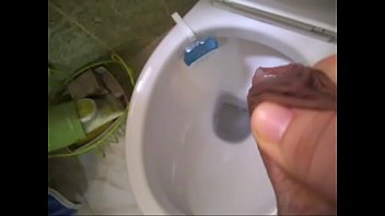 Paja En El Servicio - cum, dick, corrida, paja, semen, wc, polla, servicio, soloboy, masturbar - Video 4563228