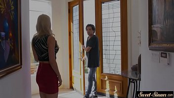 Bigtitted Stepmom Squirted With Warm Jizz