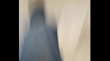 Chica Nalgona En Plaza De La Tecnología