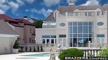 Brazzers - Big Butts Like It Big - Two In The Bush...and In The Ass Scene Starring Angelina Valentin