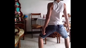 Boy Twerking 02