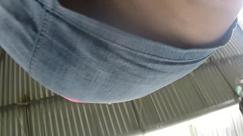 Rico Culo En Minifalda