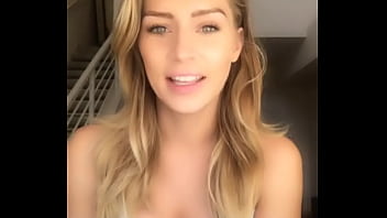 New Big Boobs School Girl Making Herself Nude