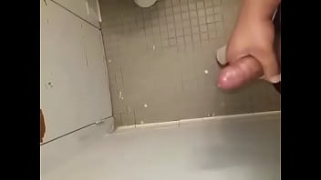 Bronx Dude Jerks Off