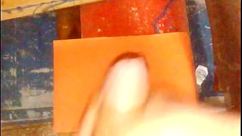 Masturbandome Hasta Botar Lechita