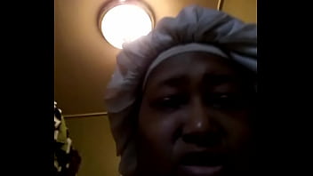 VID-20170905-WA0001 - Bathroom-the-in-yvette