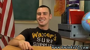 Gay Gallery Sex Young Dark Haired Youngster Justin Giles Sits At A