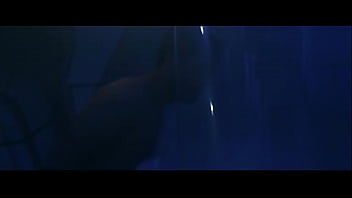 Angela Bassett, Robin Tunney In Supernova