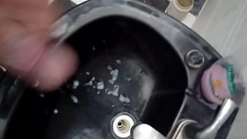 Desbordando Leche Por Una Chuiquita