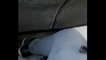 Jalándome La Verga En El Camion