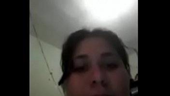 Gordita Buena Muestra Los Pechos _)