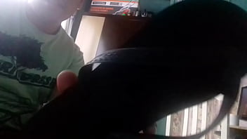 Lambendo As Havaianas Deliciosas Do Meu Amigo 2 Parte