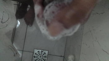 Punheta No Banho - punheta, soloboy, novinho - Video 4429046