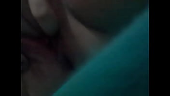 Novinha Gozando Na Siririca Pro Namorado