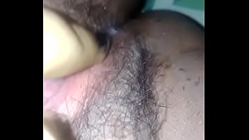 Mojada Y Peluda Peruana