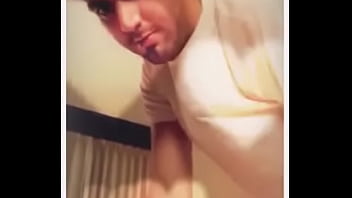 E1994D54-F8D3-41AE-B127-29DD16105041