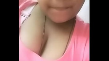 Desi Girl P. Mpl Boobs Show In Cam