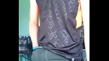 Jakol Habang Walang Tao