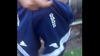 Punheta No Quintal - gay, safada, punheta, soloboy - Video 4473453