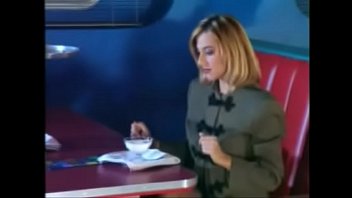 Selen Amuses Herself At The Bar