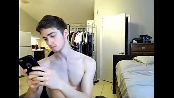 Trai t_y solo cặc khủng