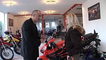 Die Geilen Drecksäue Bedanken Sich Für Das Motorrad - Hd - Anal