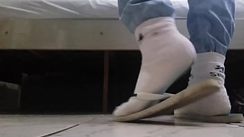 Nossa Calcei Essas Havaianas Com Meias E Me Deu Um Puta Tesão Karaii. 2 Parte