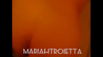 Mariah Doggystyle Schizzi Di Sborra Sulle Chiappe