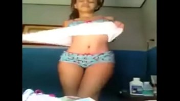 Teen Strip And Bate Great Body - teen, boobs, amateur, strip, body, cam, and, great, bate - Video 4187394