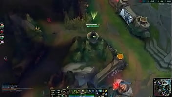 Teemo Por Un Arbol, Una Piedra Y Una Cosa Rara