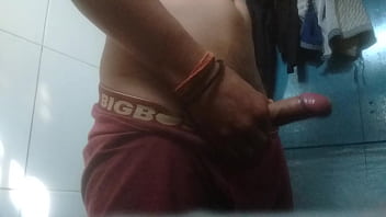 Amit Ka Lund Khada Hai